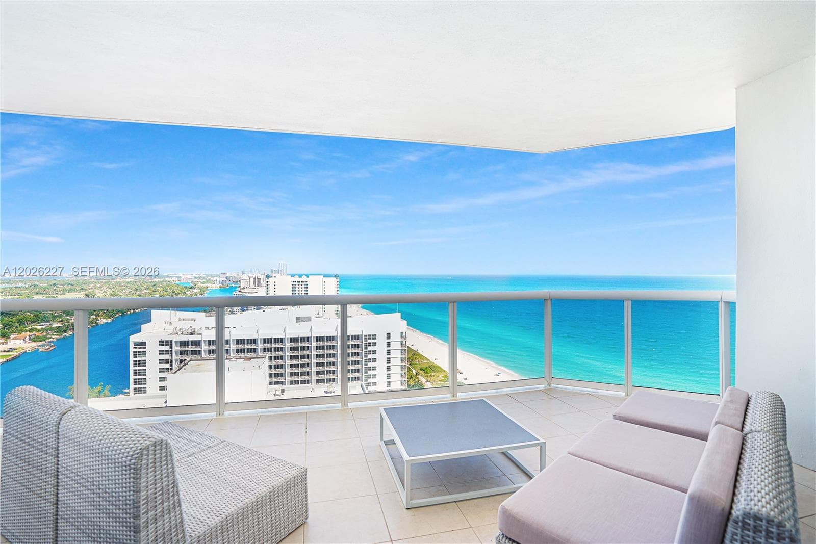 A12026227 — Miami Beach