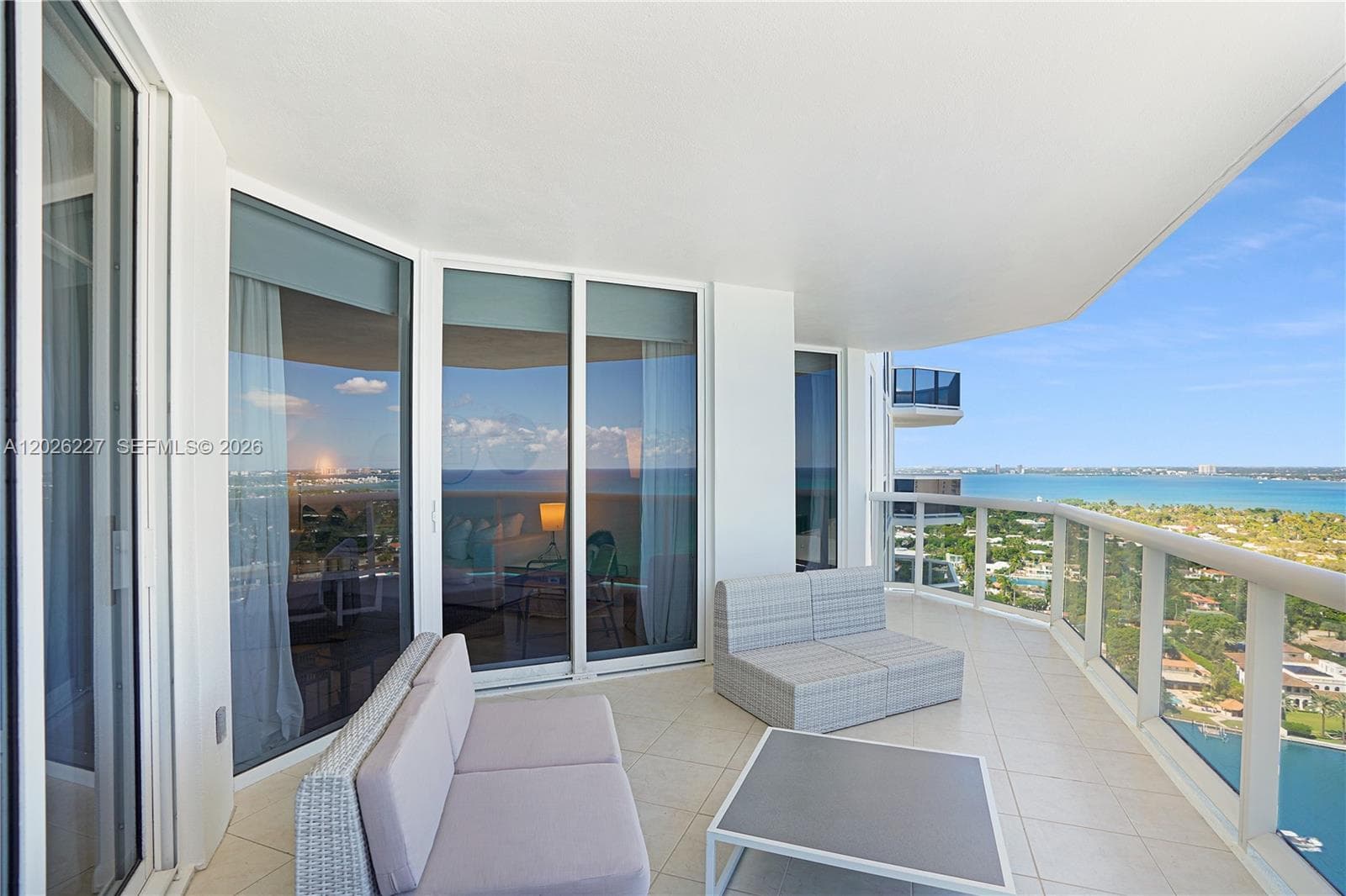 A12026227 — Miami Beach — 9