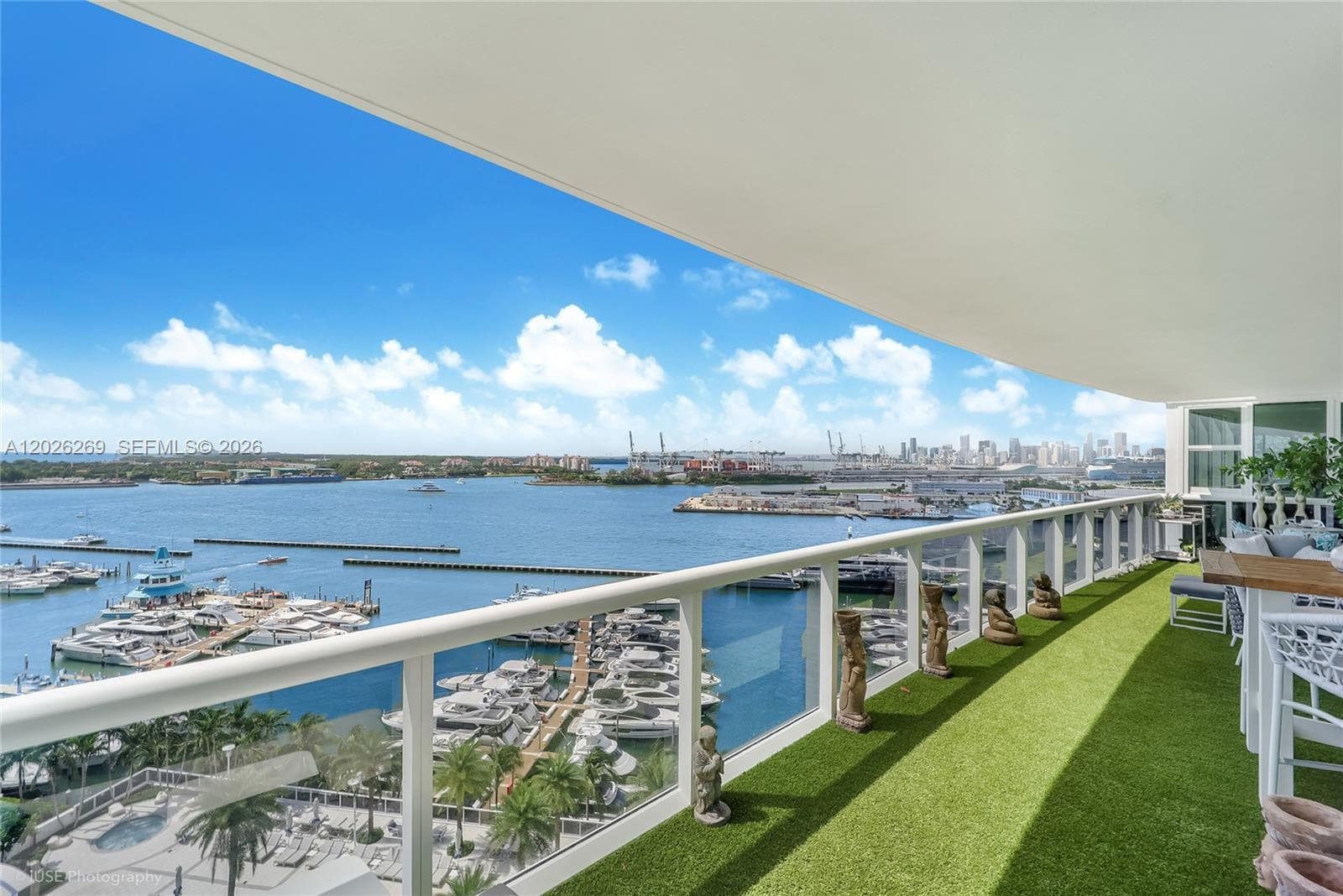 A12026269 — Miami Beach