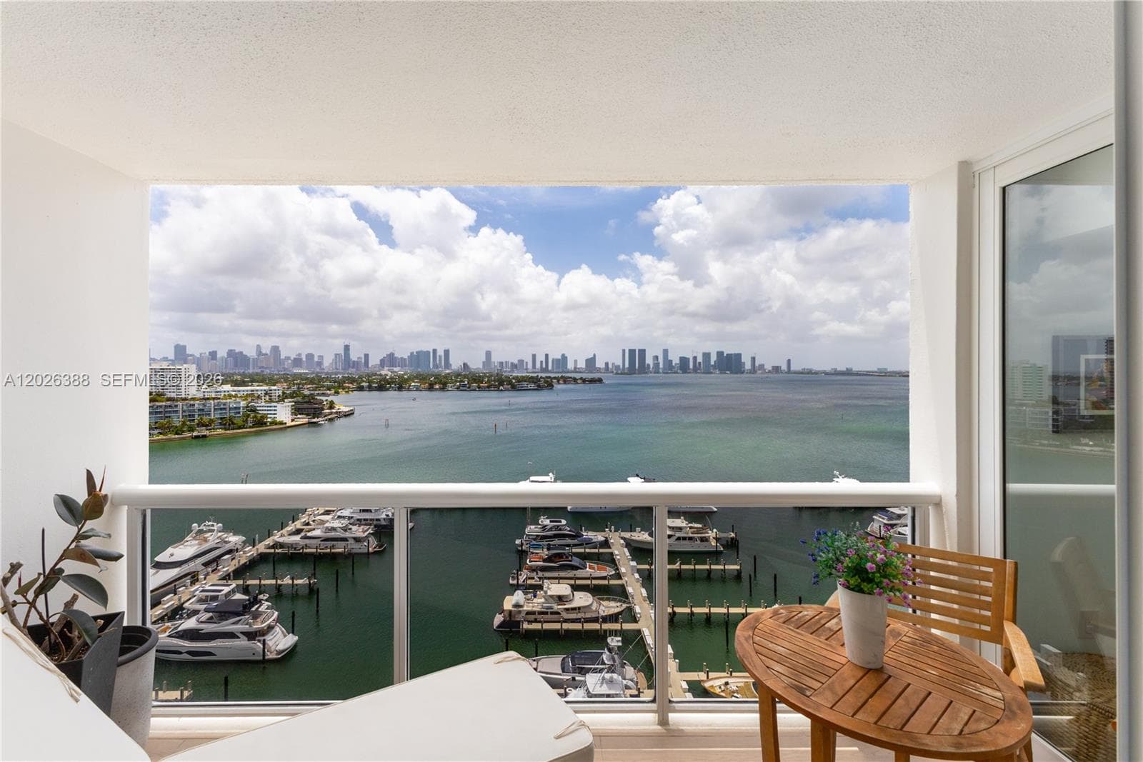A12026388 — Miami Beach — 29