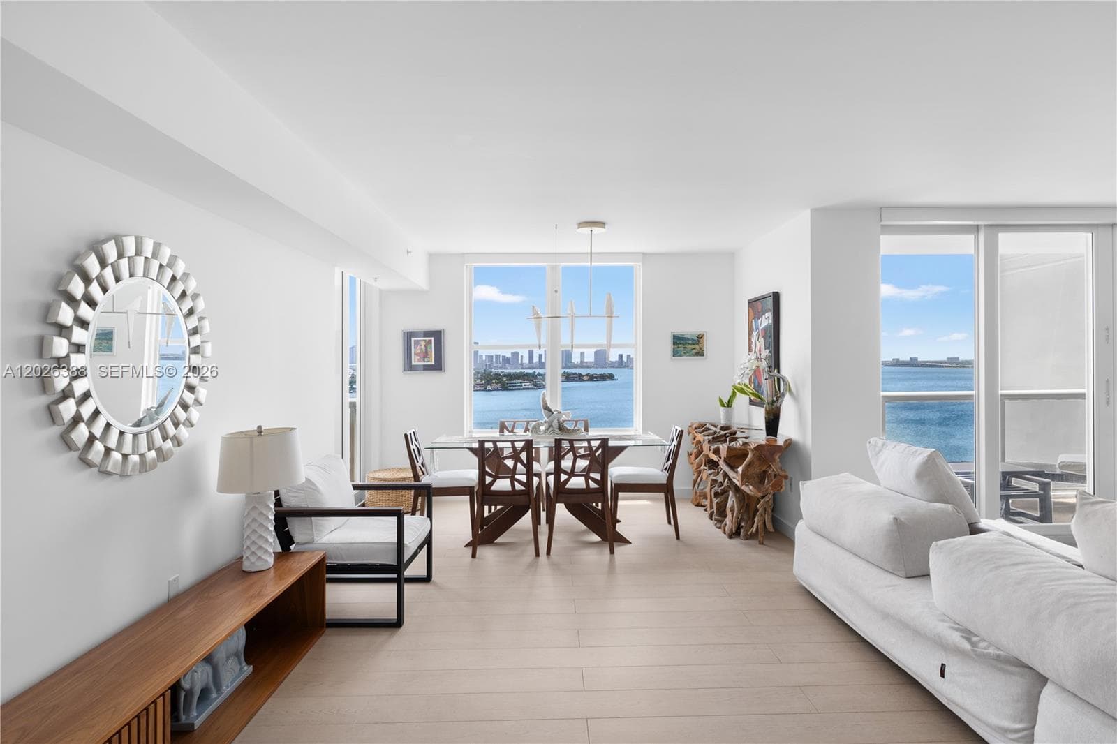 A12026388 — Miami Beach — 8