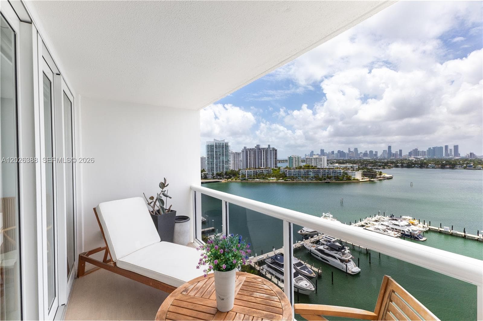 A12026388 — Miami Beach — 25
