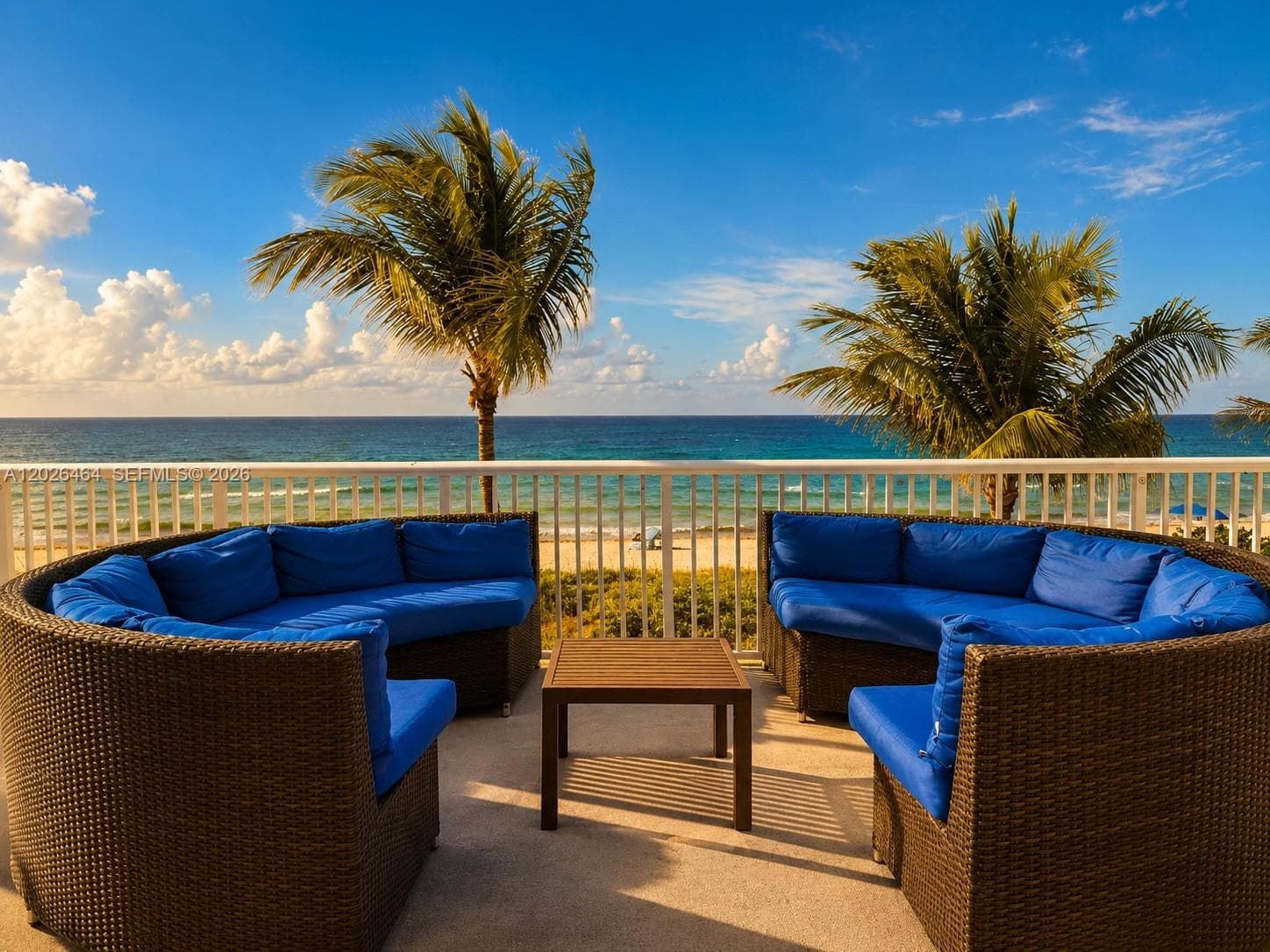 A12026464 — Miami Beach — 12