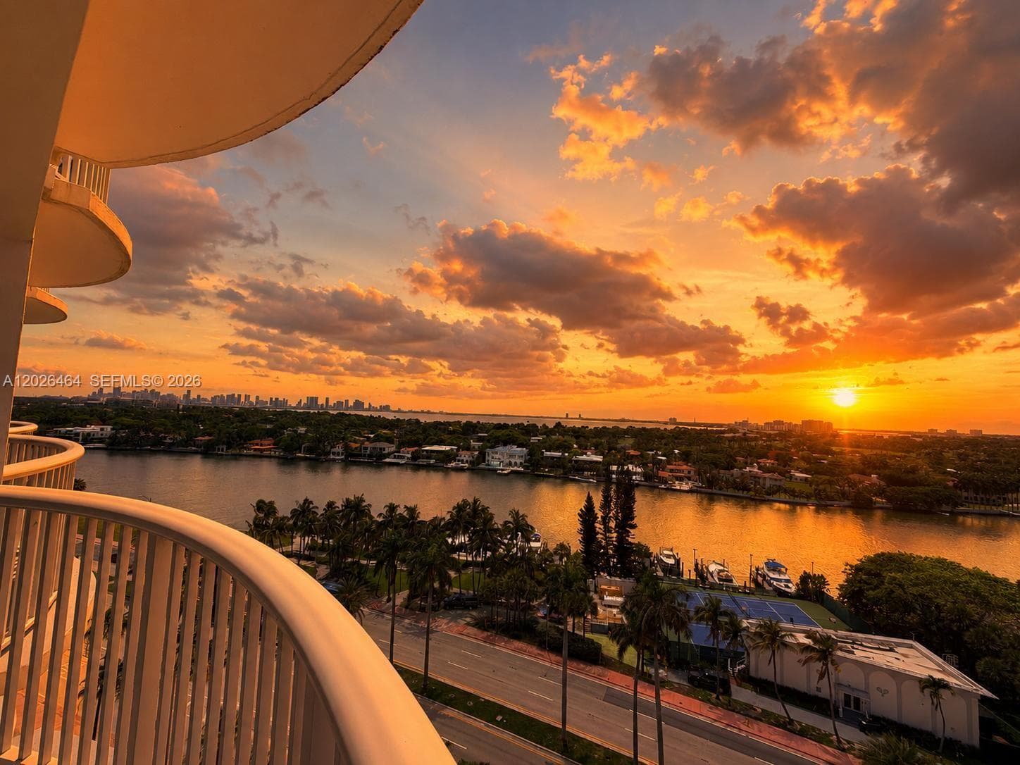 A12026464 — Miami Beach — 22