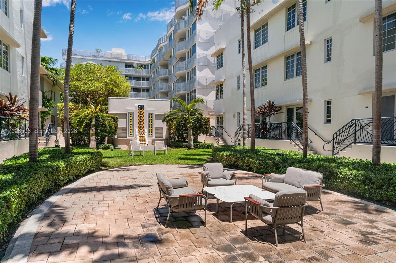 A12026506 — Miami Beach