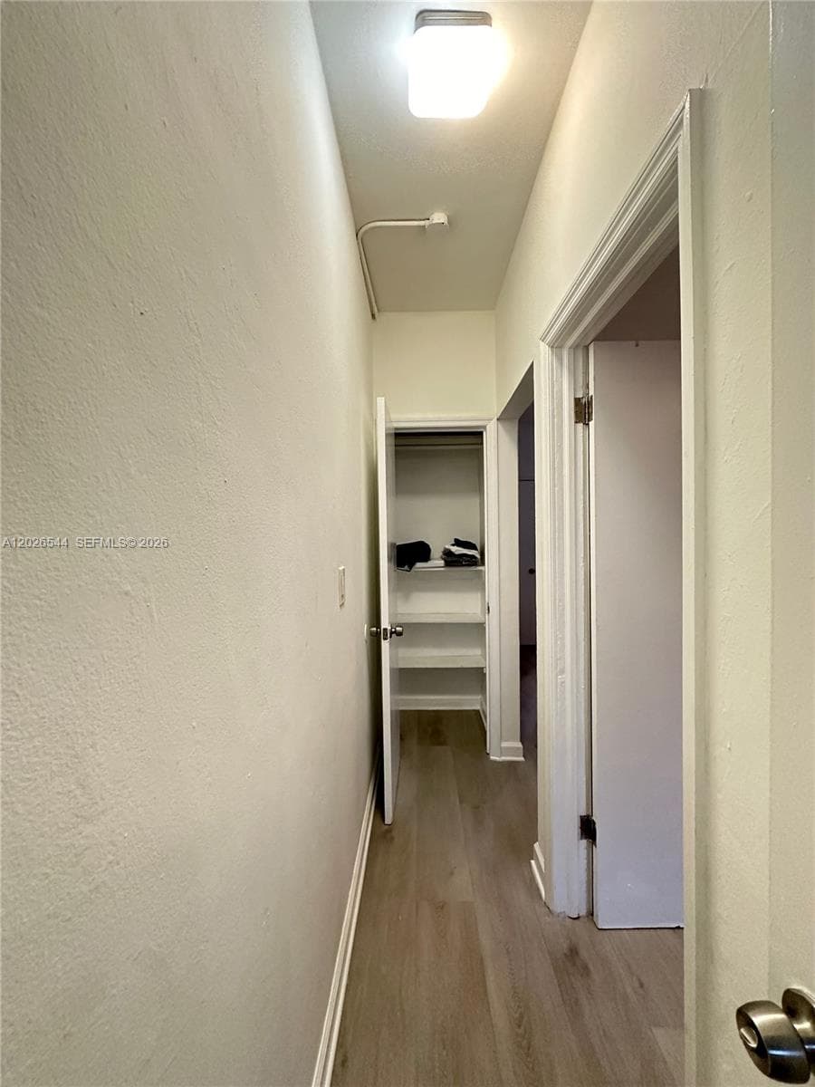 A12026544 — Miami Beach — 7