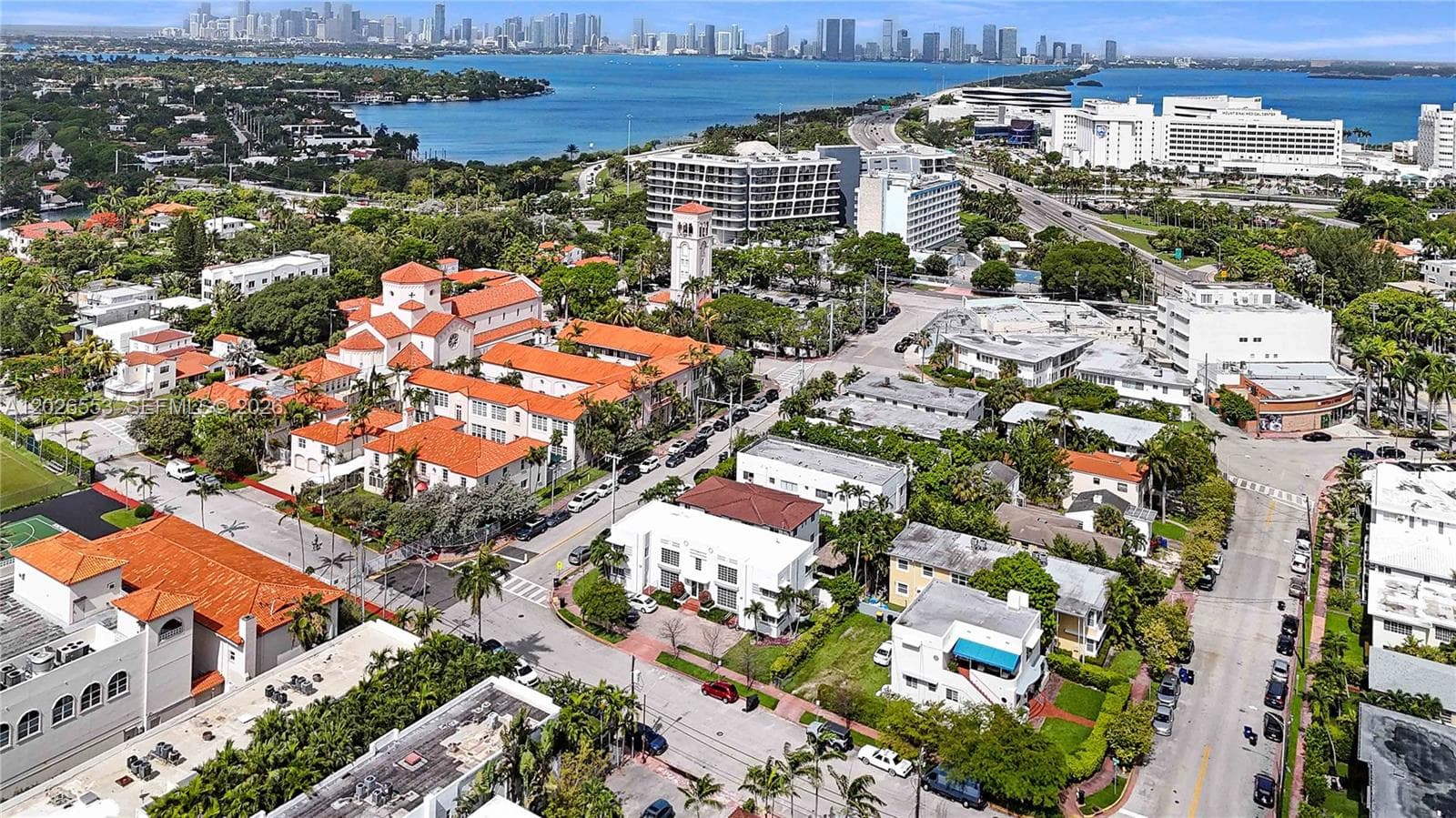 A12026553 — Miami Beach — 42
