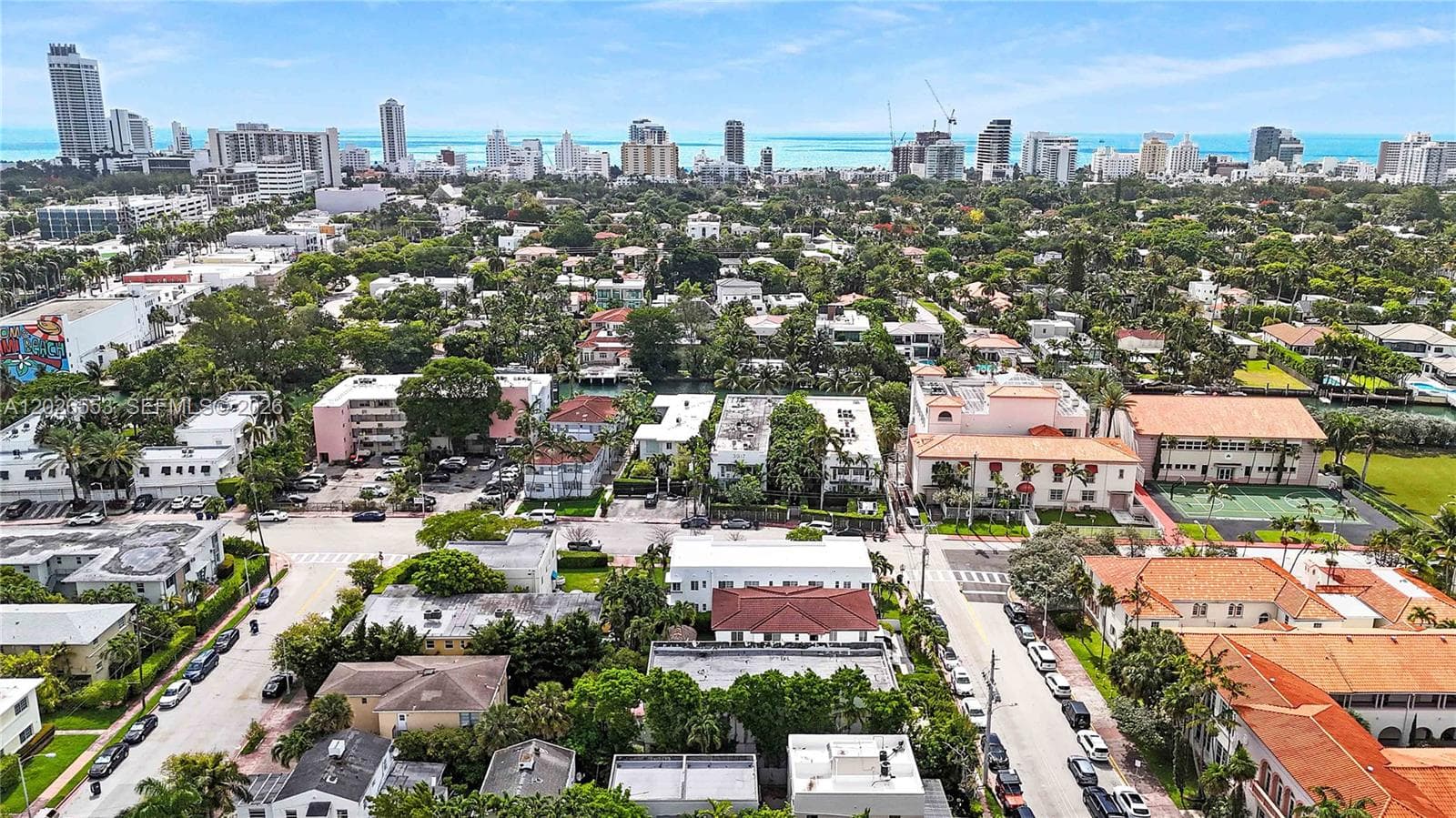 A12026553 — Miami Beach — 41