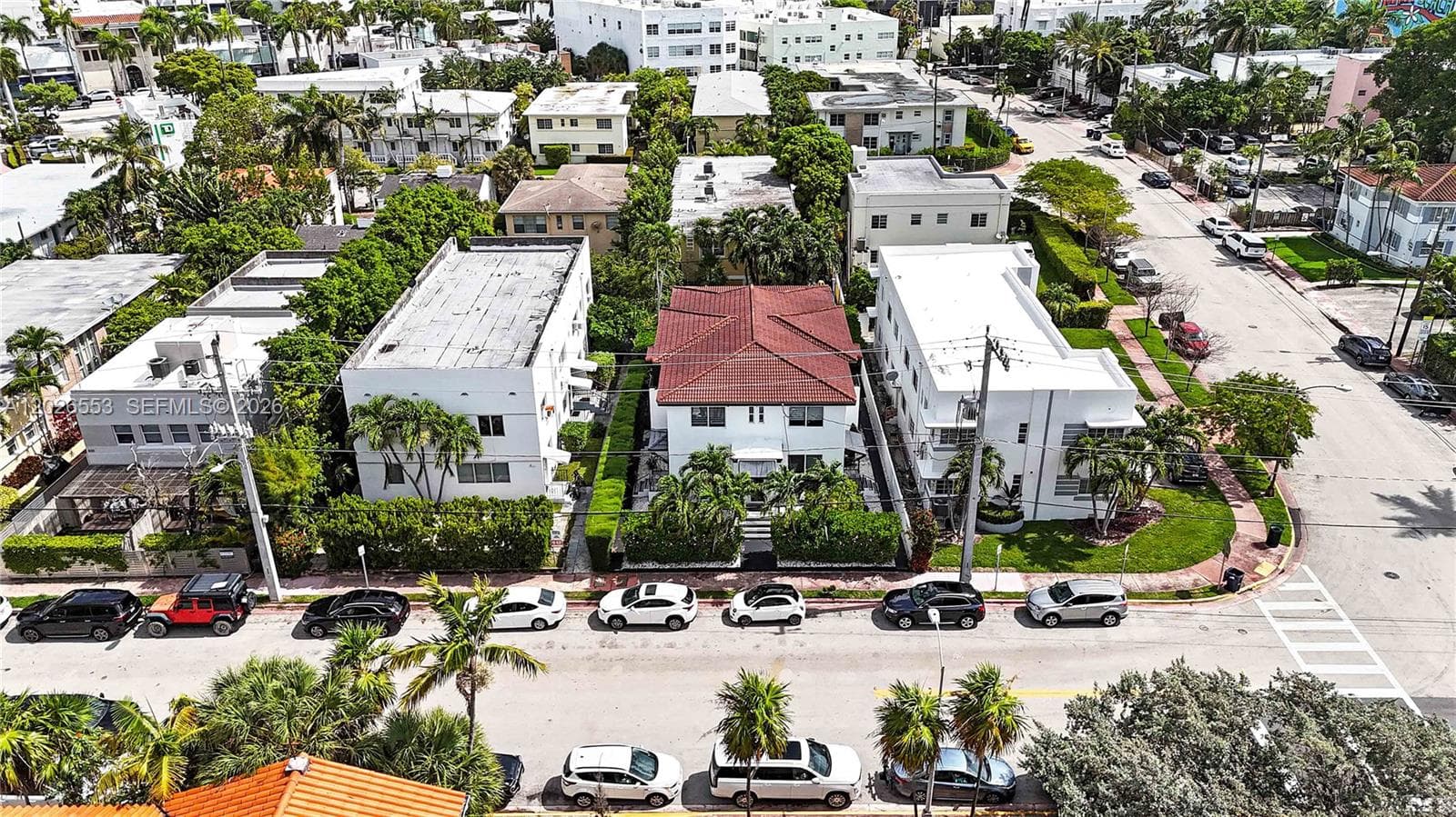 A12026553 — Miami Beach — 39