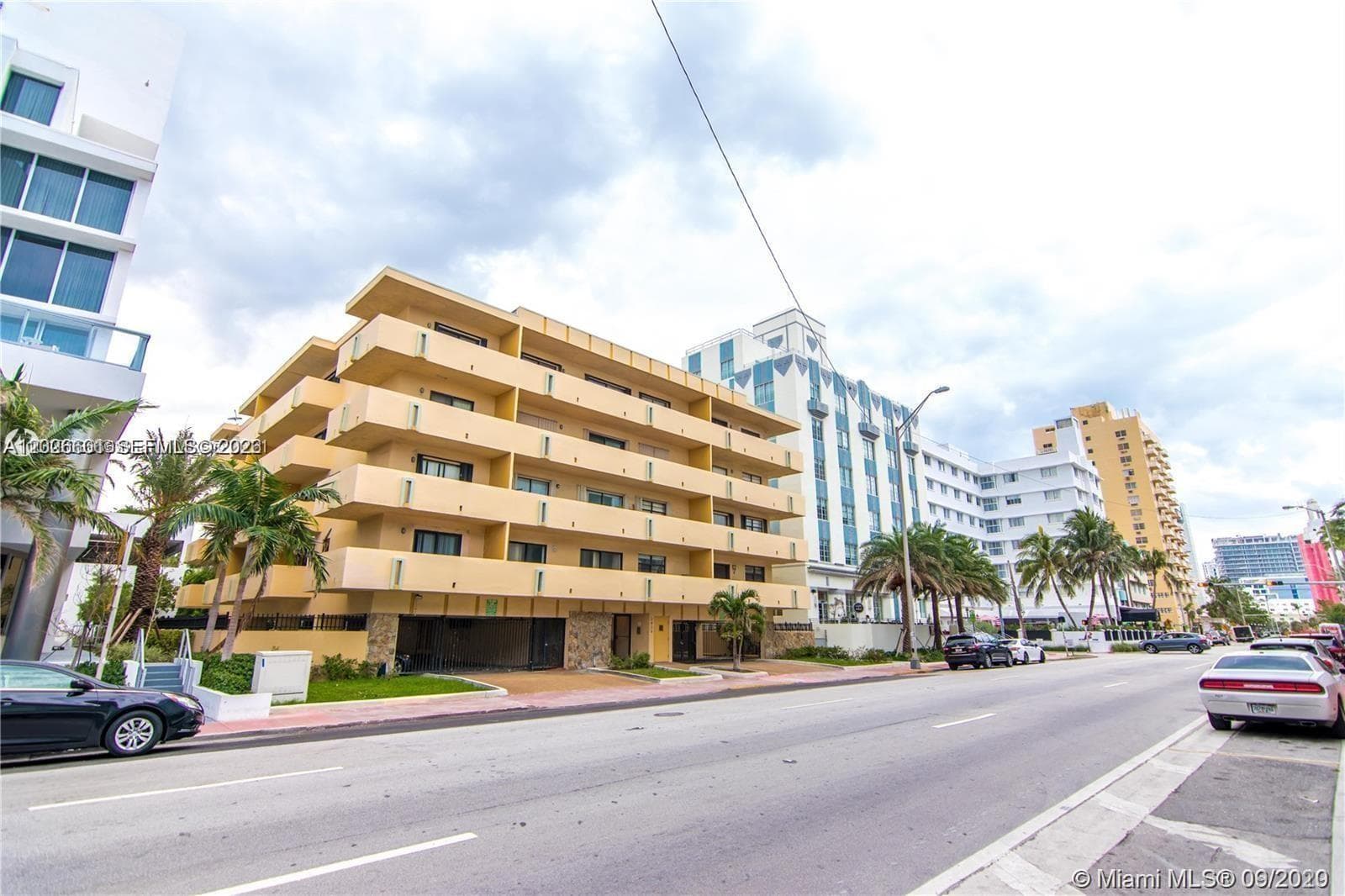 A12026601 — Miami Beach