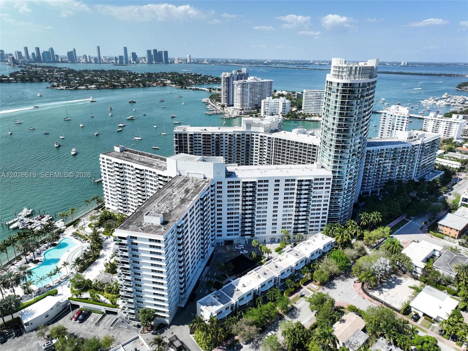 A12026619 — Miami Beach — 23