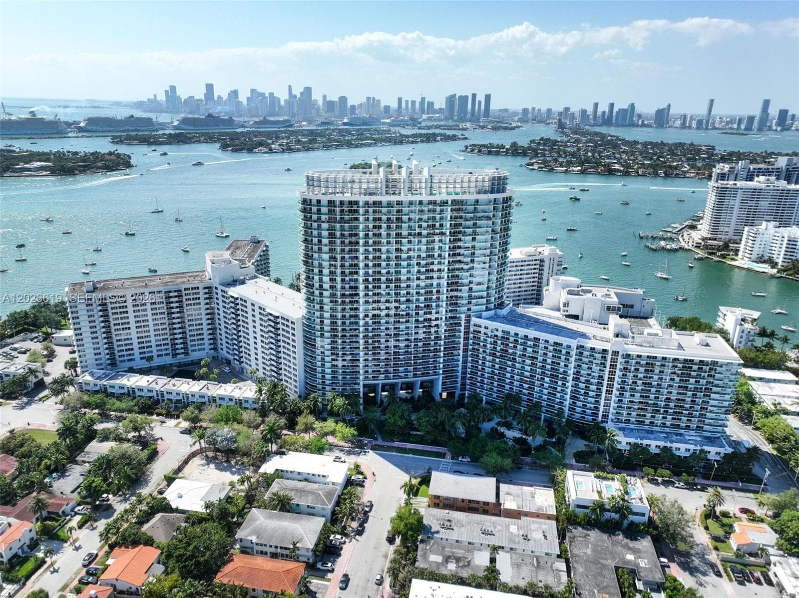 A12026619 — Miami Beach — 31
