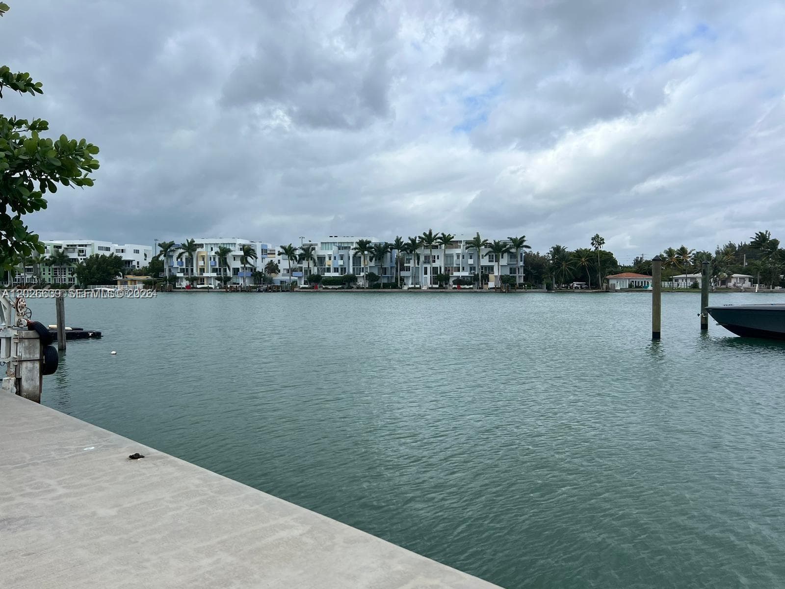 A12026639 — Miami Beach — 11
