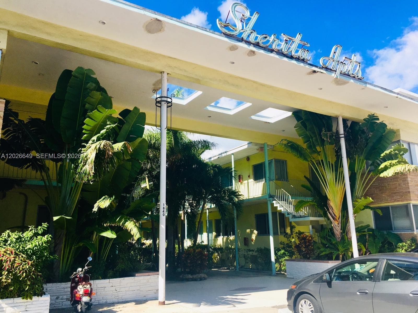 A12026649 — Miami Beach — 5