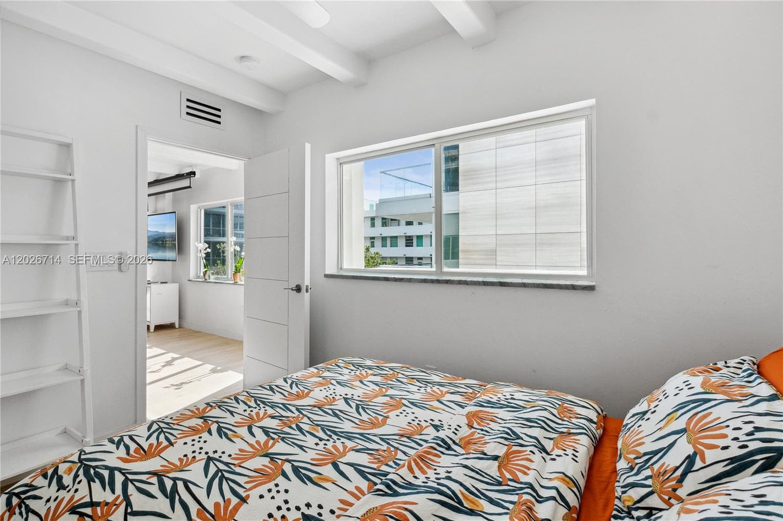 A12026714 — Miami Beach — 15