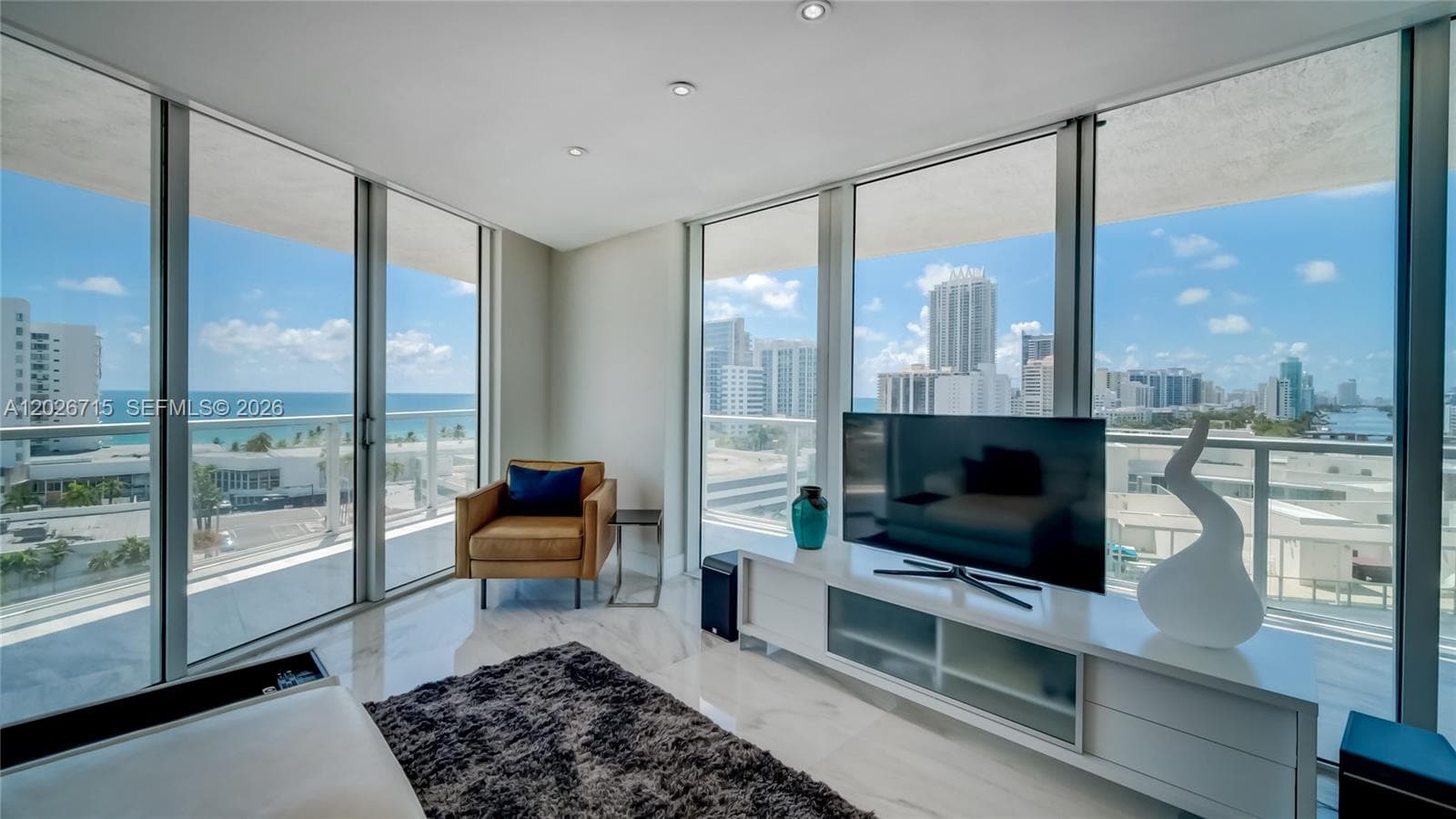 A12026715 — Miami Beach — 6