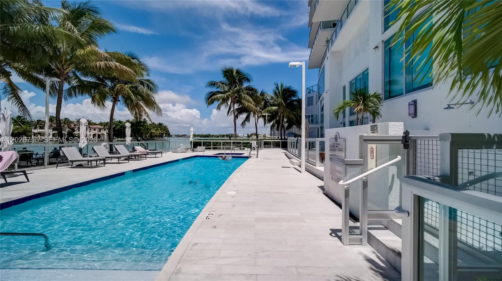 A12026715 — Miami Beach — 20