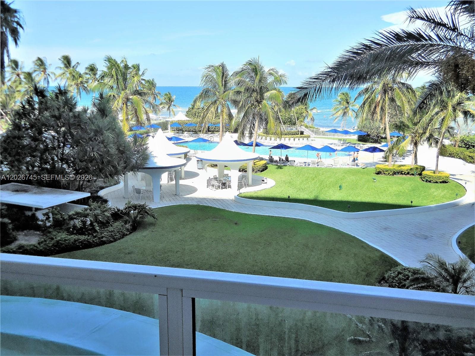 A12026745 — Miami Beach — 2