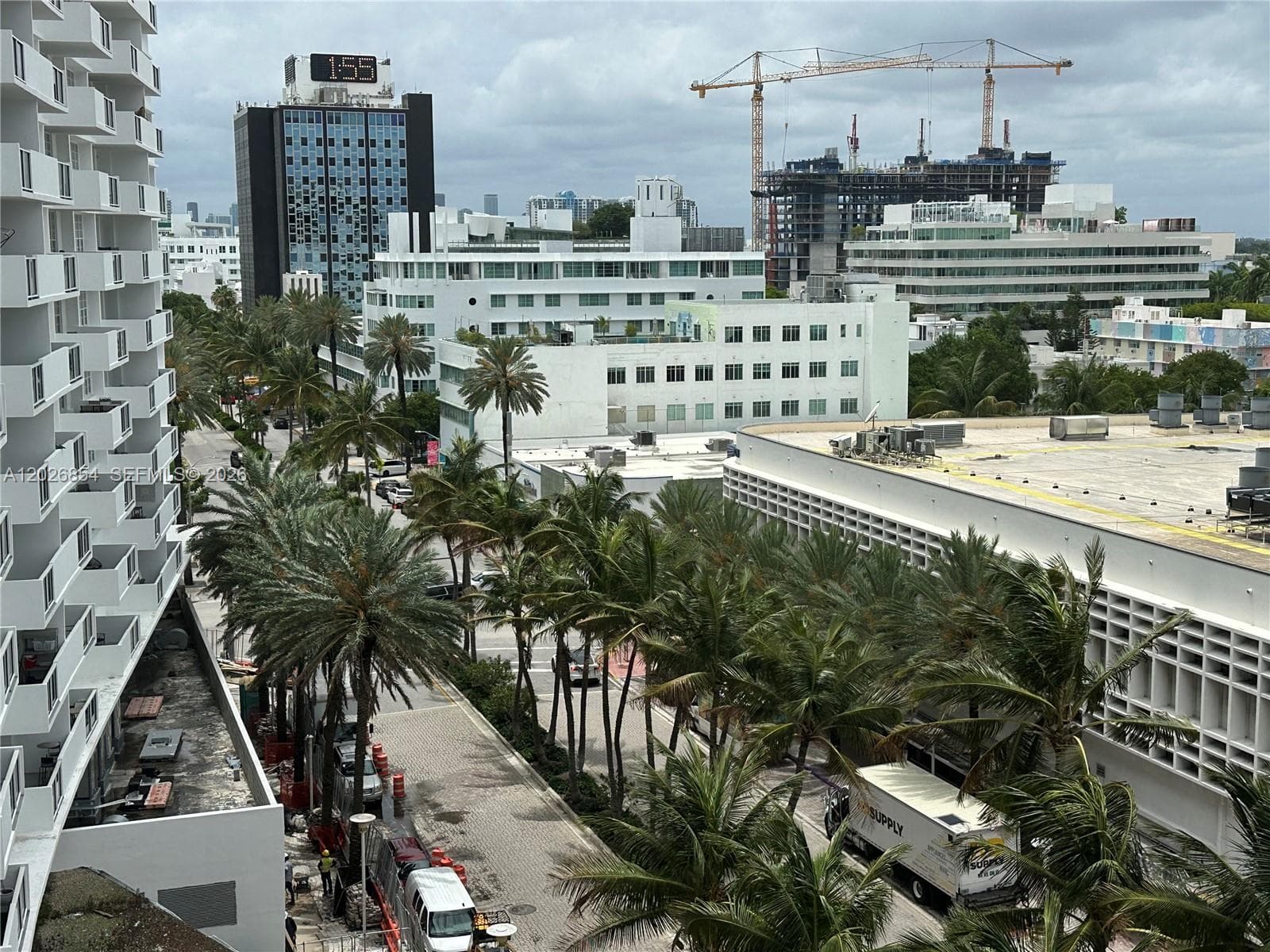 A12026854 — Miami Beach — 14