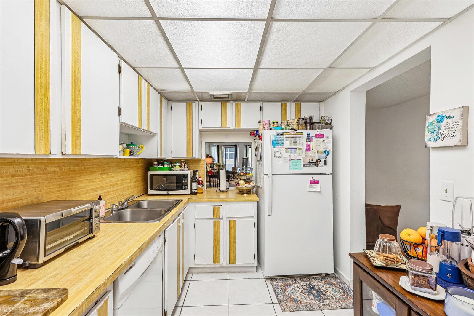 B26033857 — Miami Beach — 15