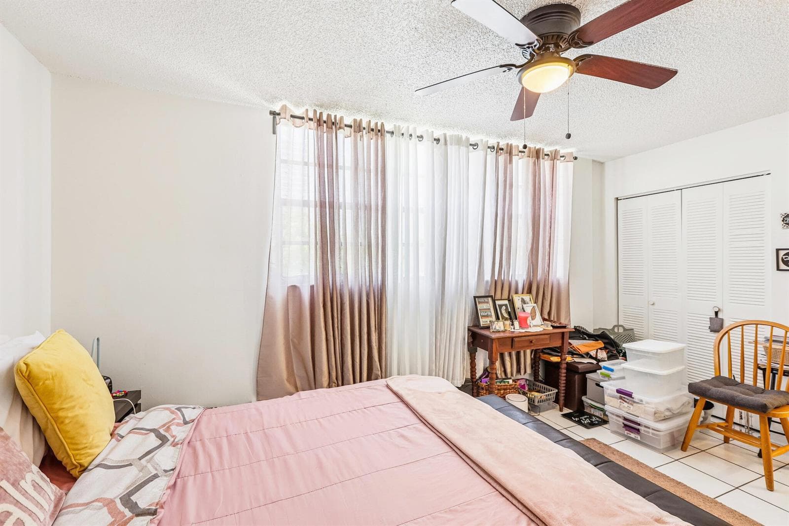 B26033857 — Miami Beach — 8