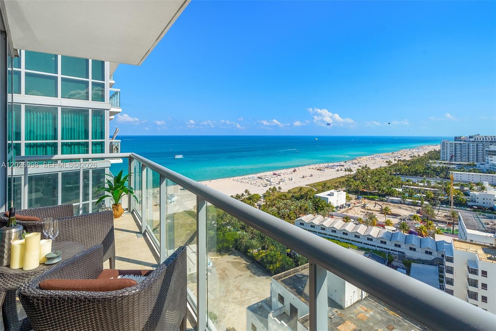 A12026998 — Miami Beach — 2