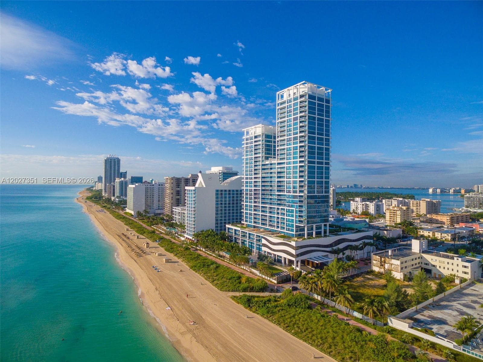 A12027351 — Miami Beach — 2