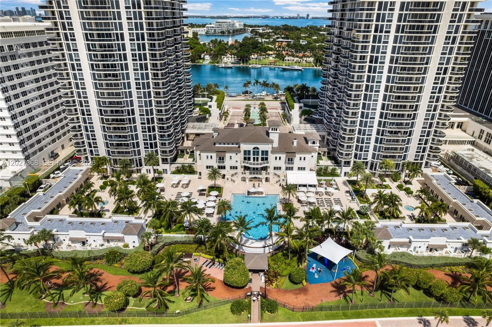 A12027368 — Miami Beach — 23