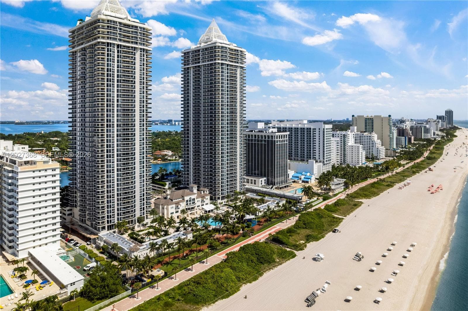 A12027368 — Miami Beach — 19