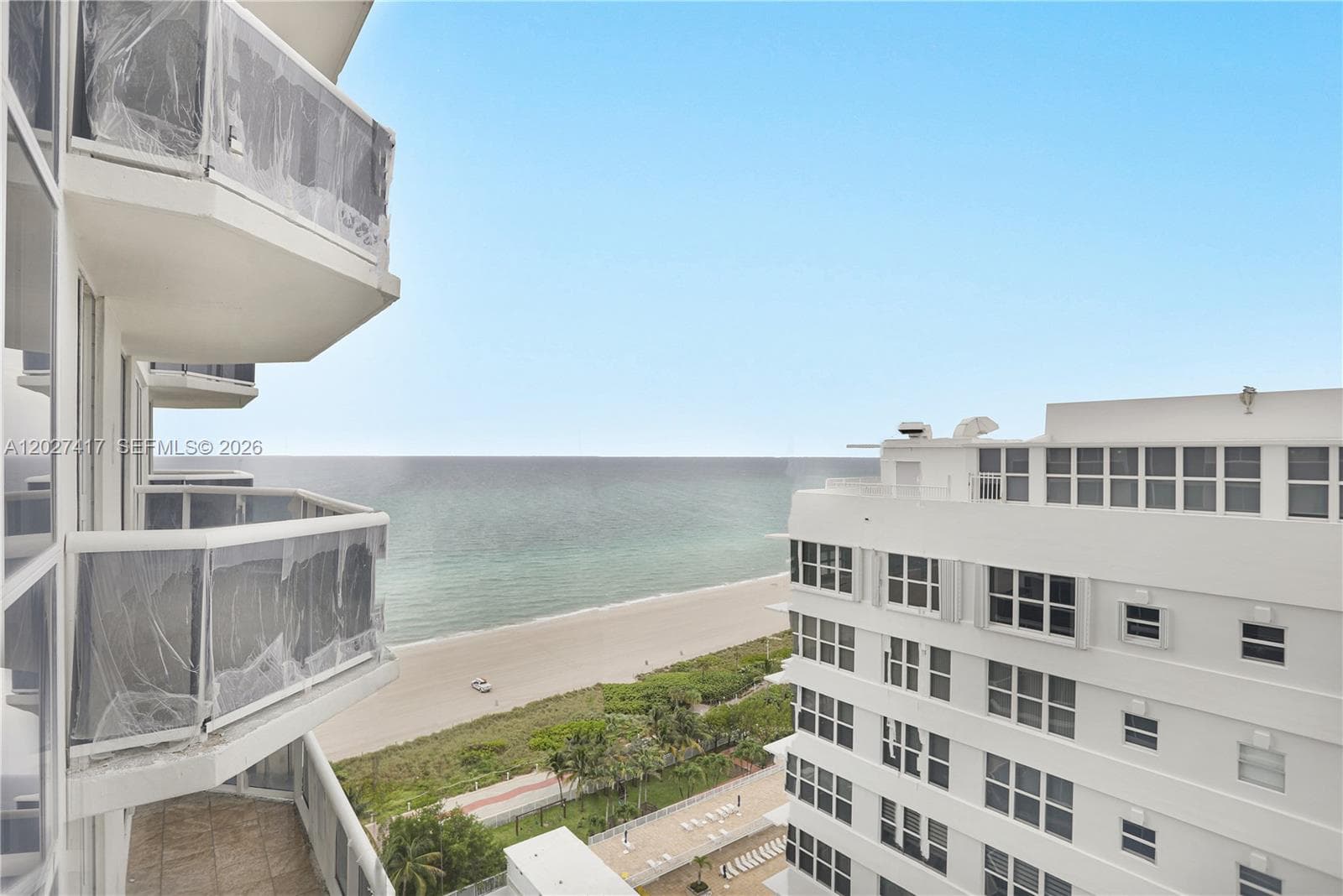 A12027417 — Miami Beach — 6
