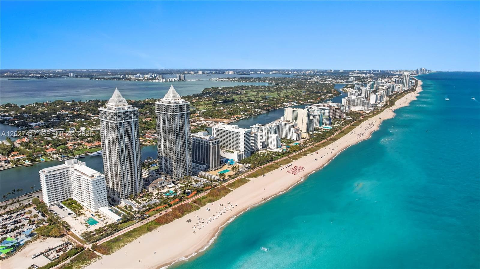 A12027417 — Miami Beach — 41