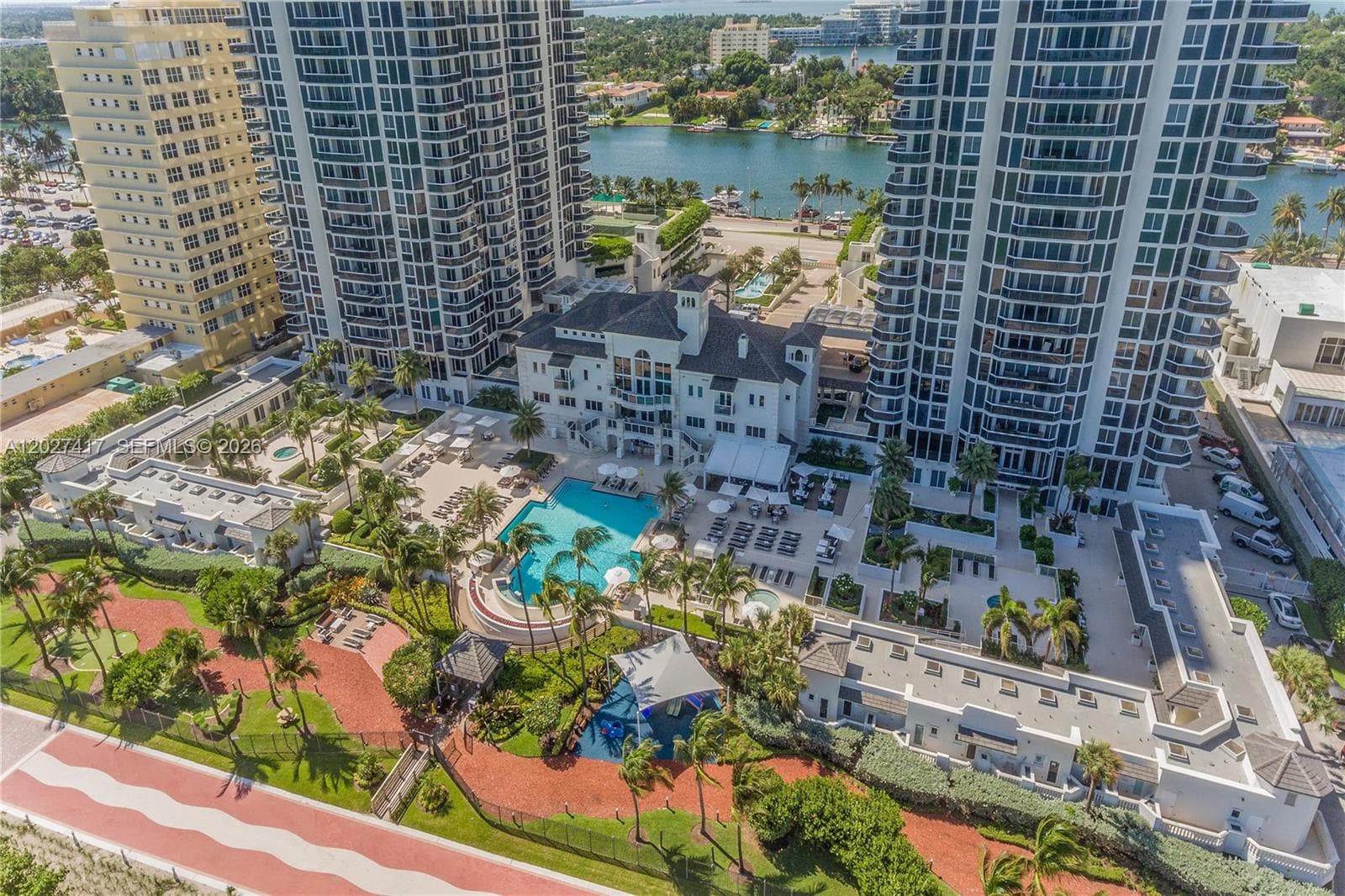 A12027417 — Miami Beach — 45
