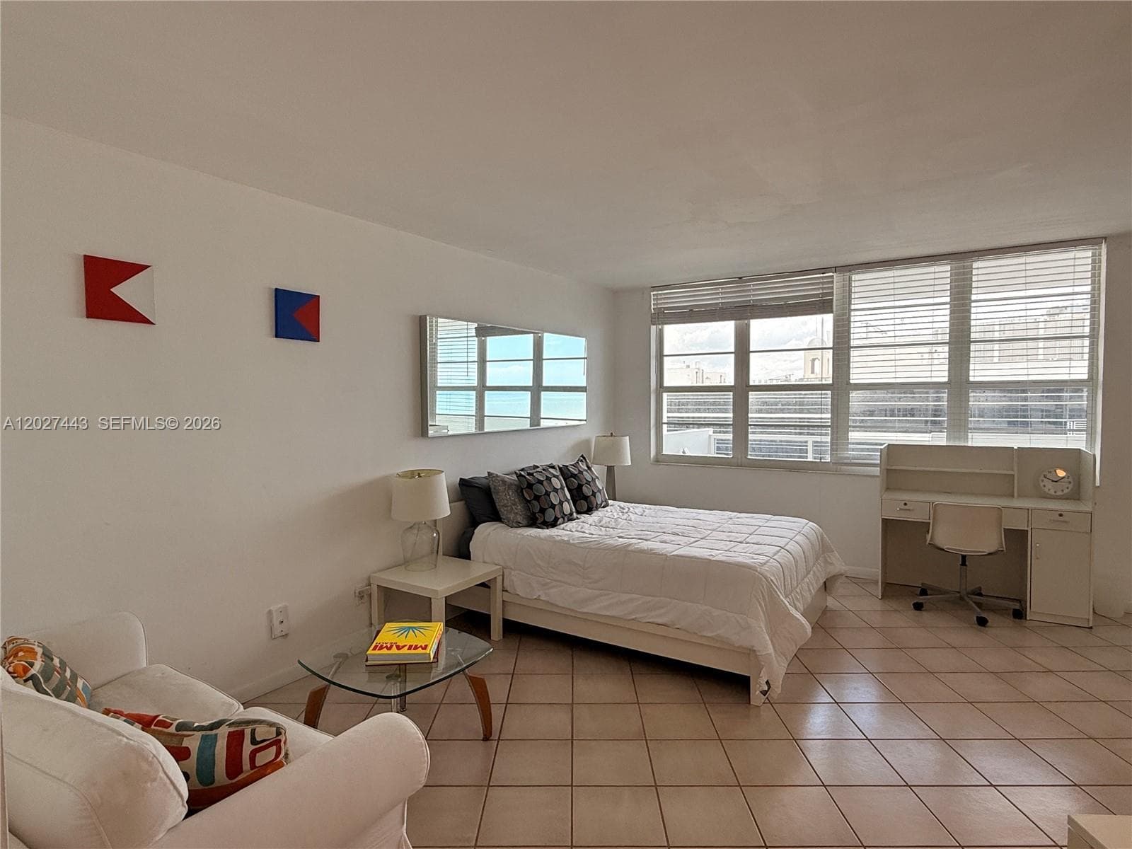 A12027443 — Miami Beach — 3