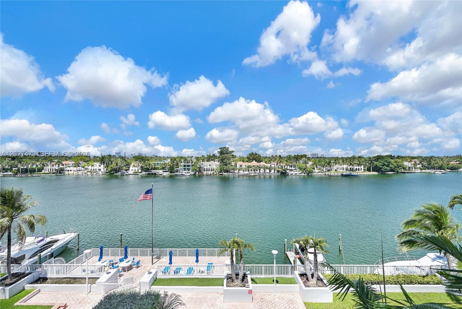 A12027473 — Miami Beach