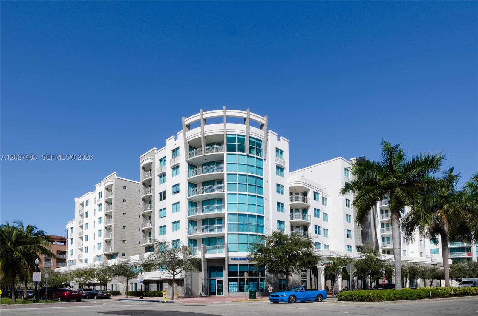 A12027483 — Miami Beach — 10