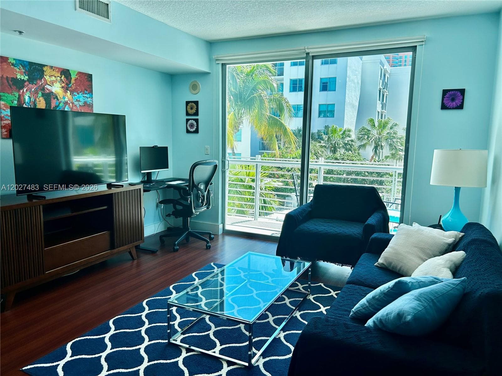 A12027483 — Miami Beach — 4