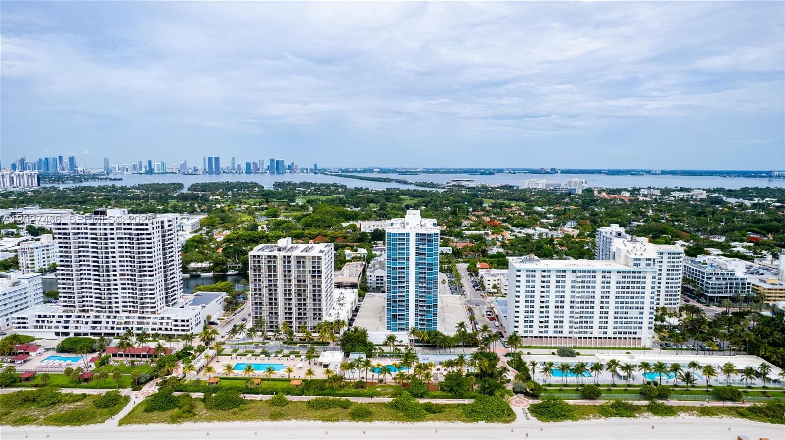 A12027486 — Miami Beach — 61