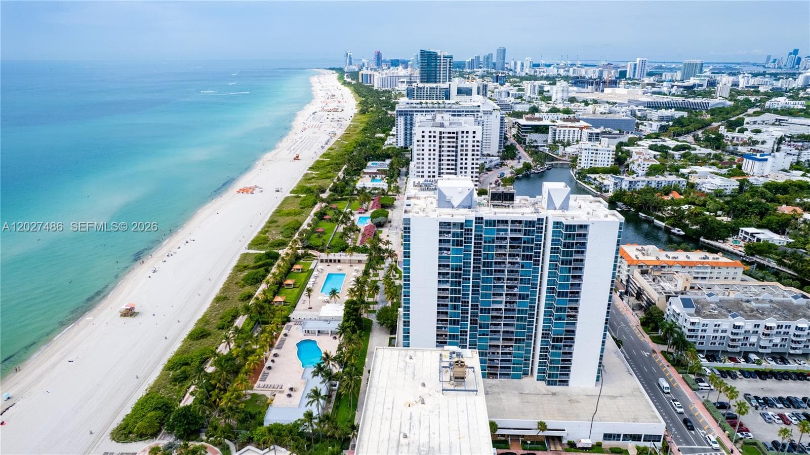 A12027486 — Miami Beach — 59