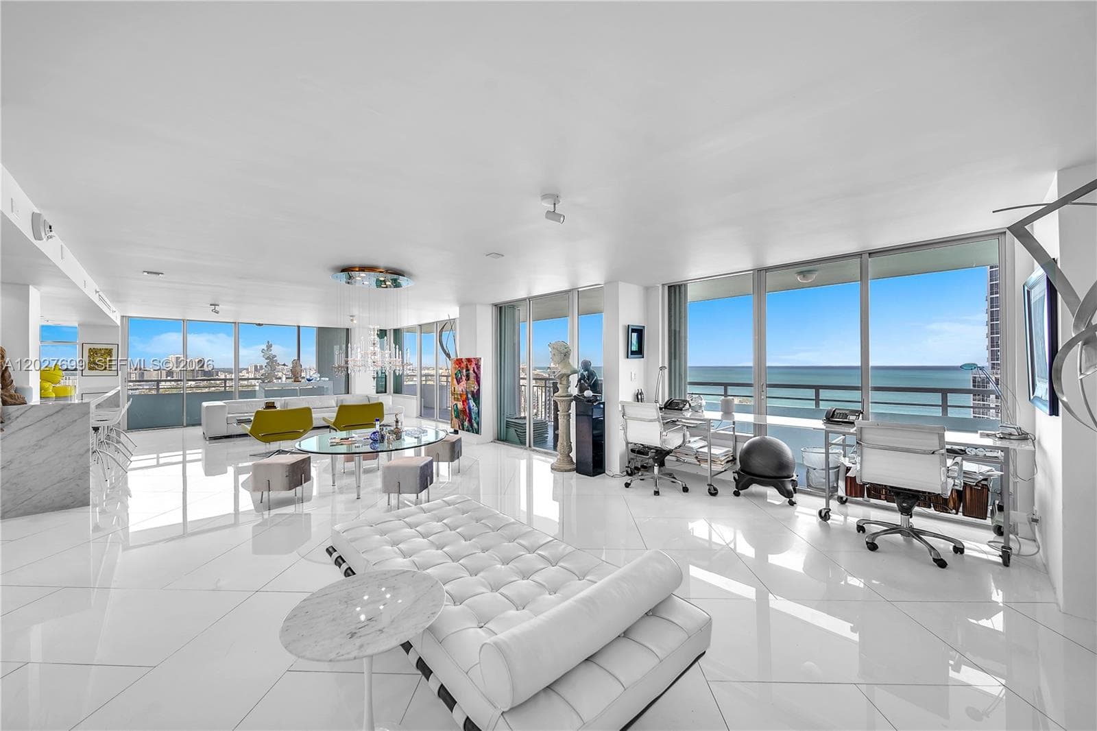 A12027699 — Miami Beach — 7