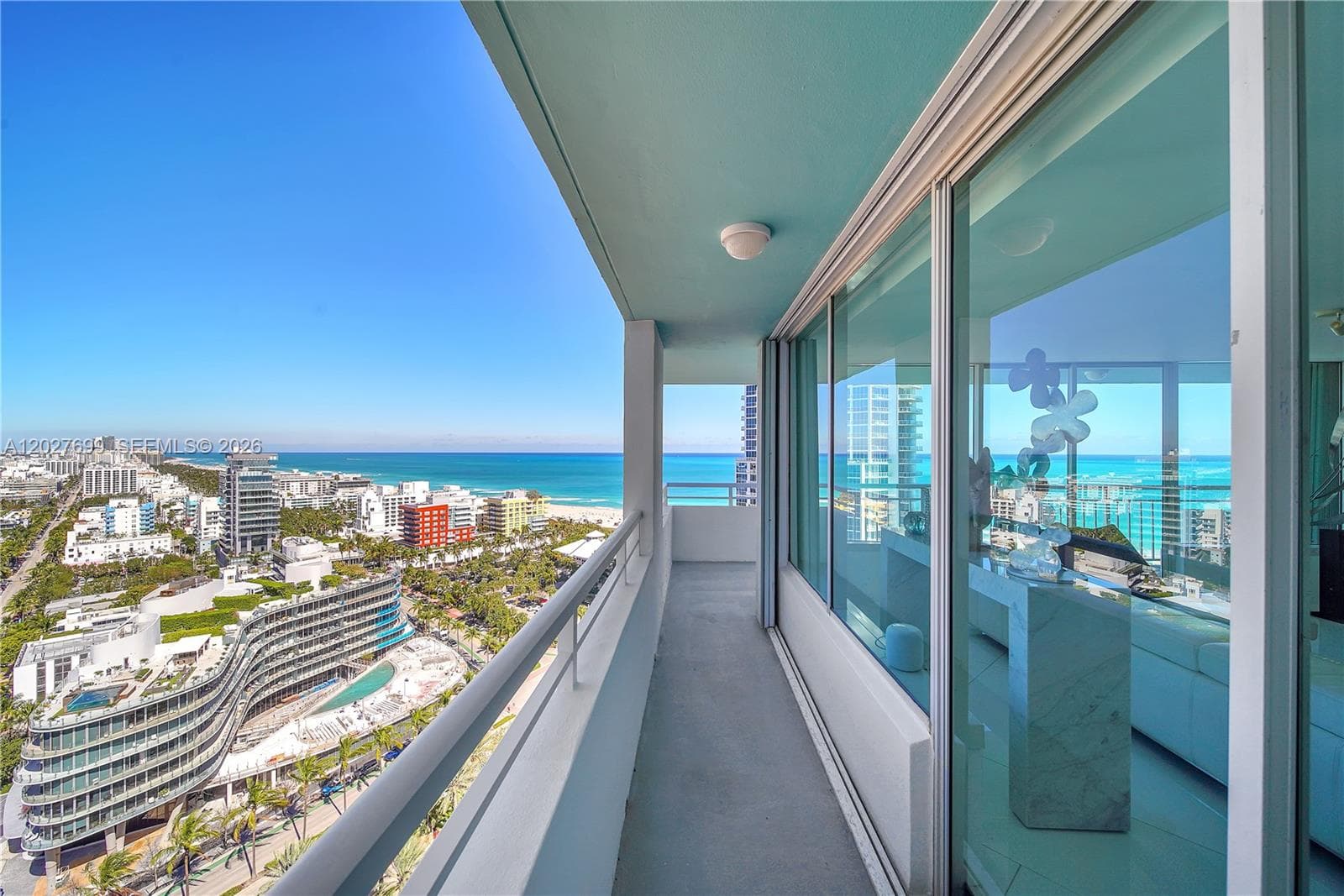 A12027699 — Miami Beach — 15