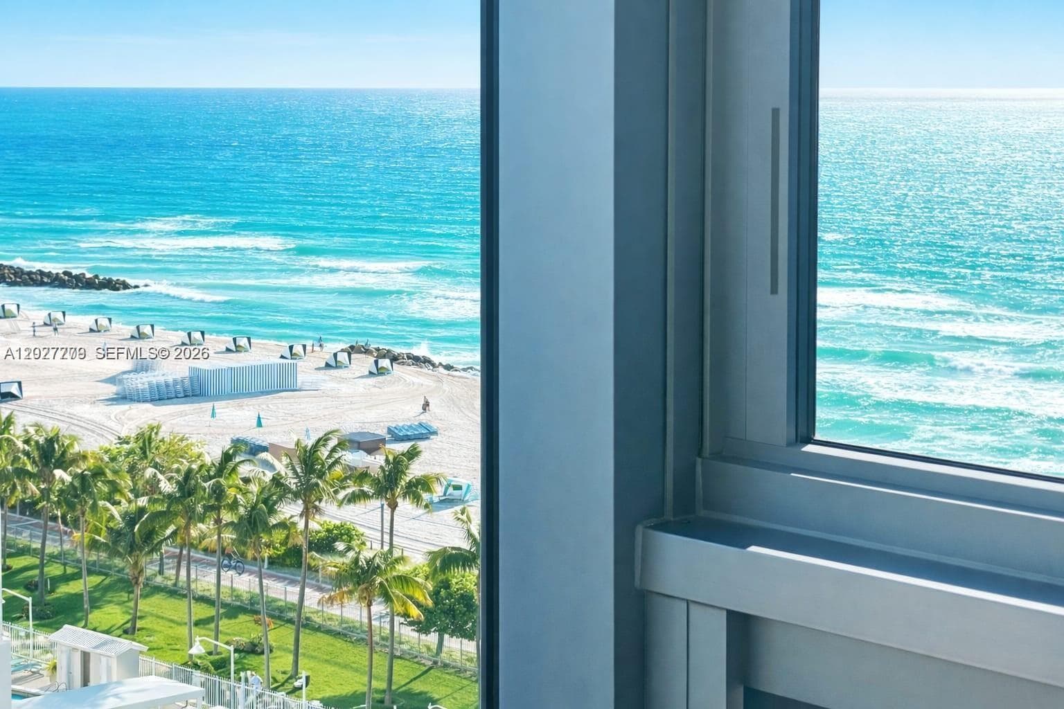 A12027779 — Miami Beach