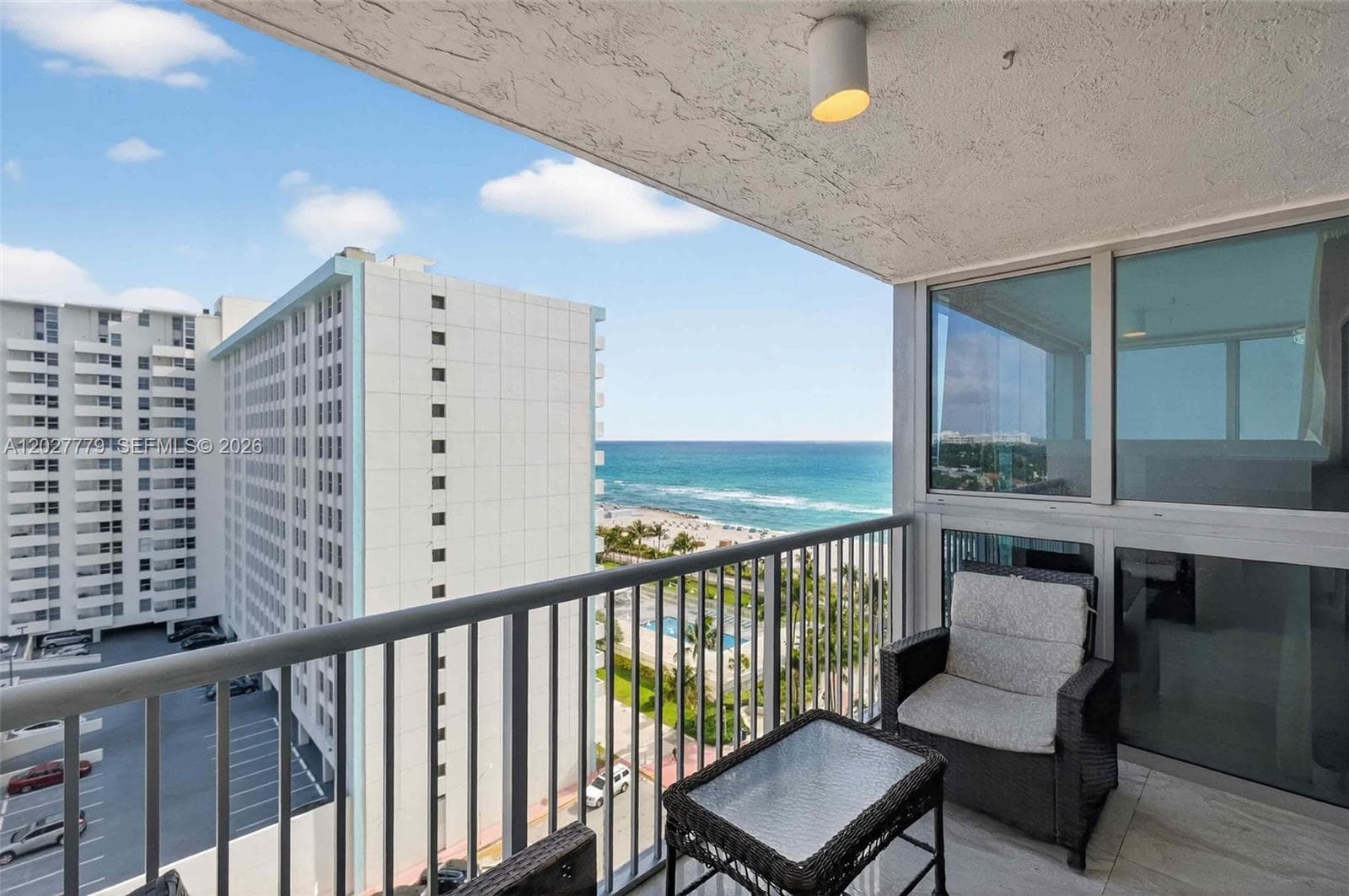 A12027779 — Miami Beach — 20