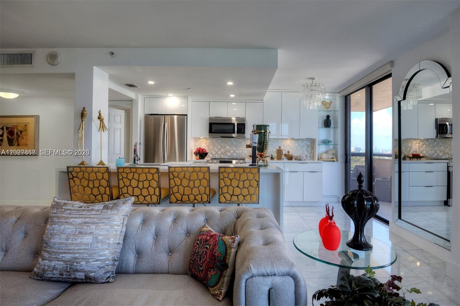 A12027868 — Miami Beach — 6