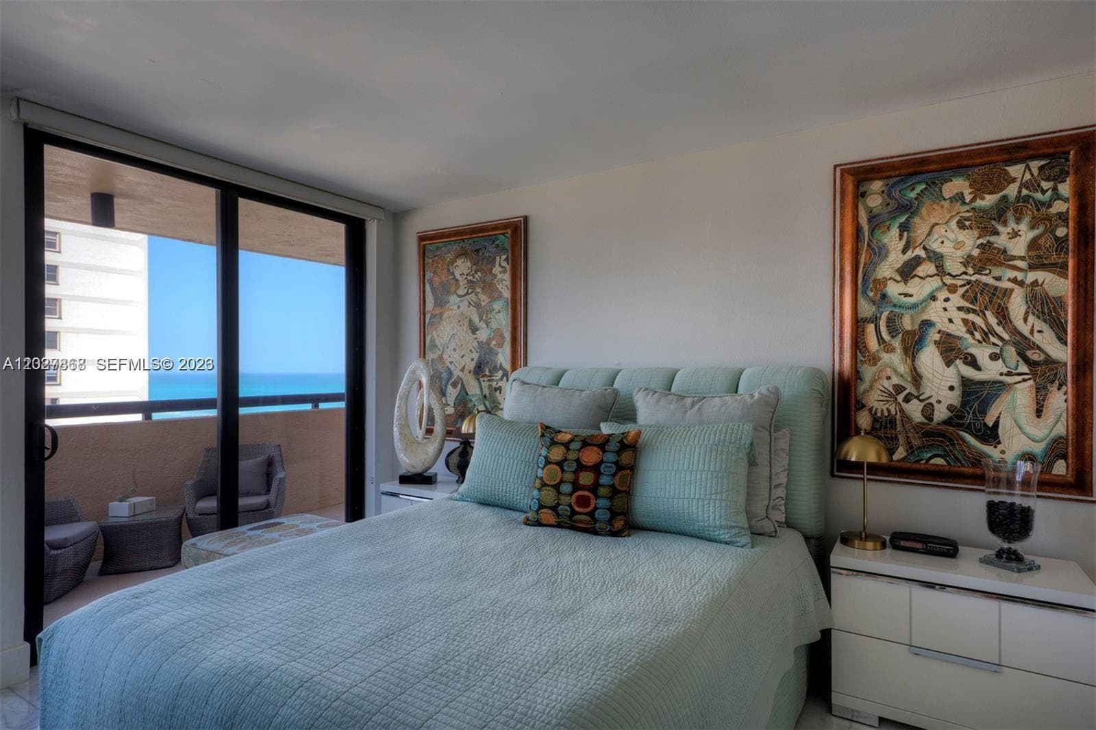 A12027868 — Miami Beach — 12