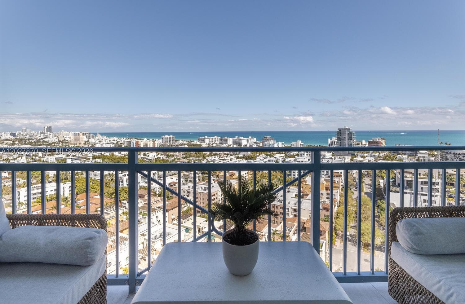 A12027870 — Miami Beach — 10