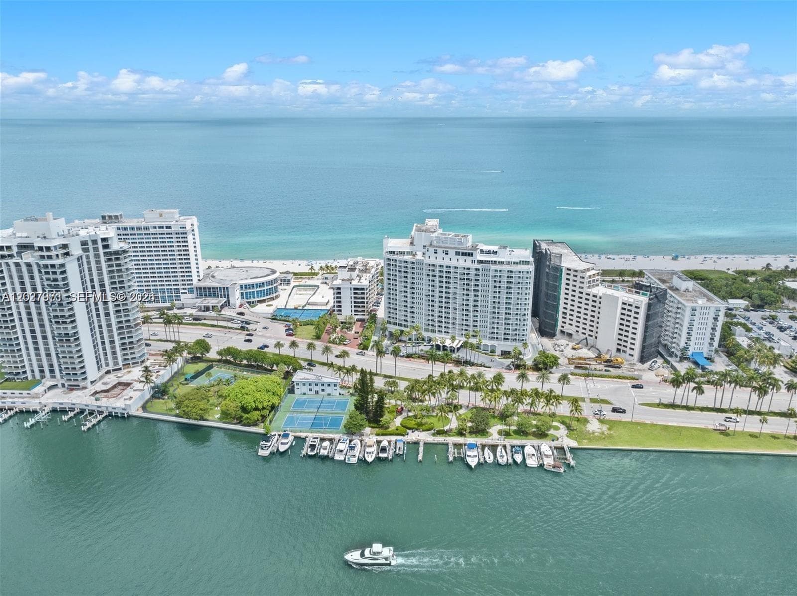 A12027971 — Miami Beach — 39