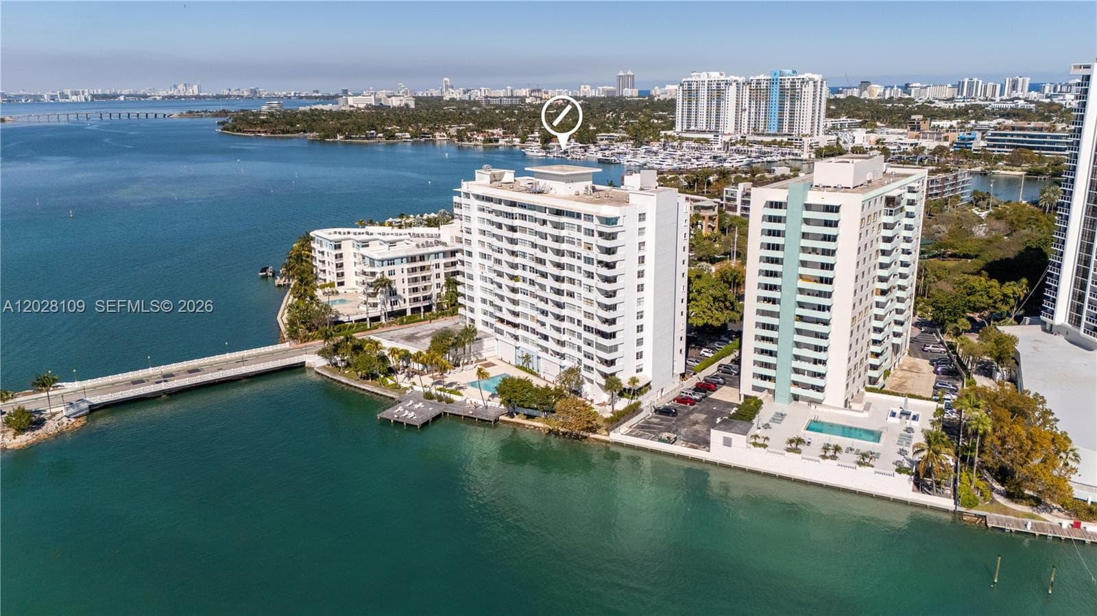 A12028109 — Miami Beach — 45