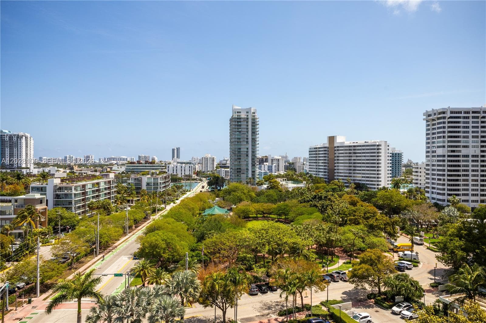 A12028109 — Miami Beach — 21