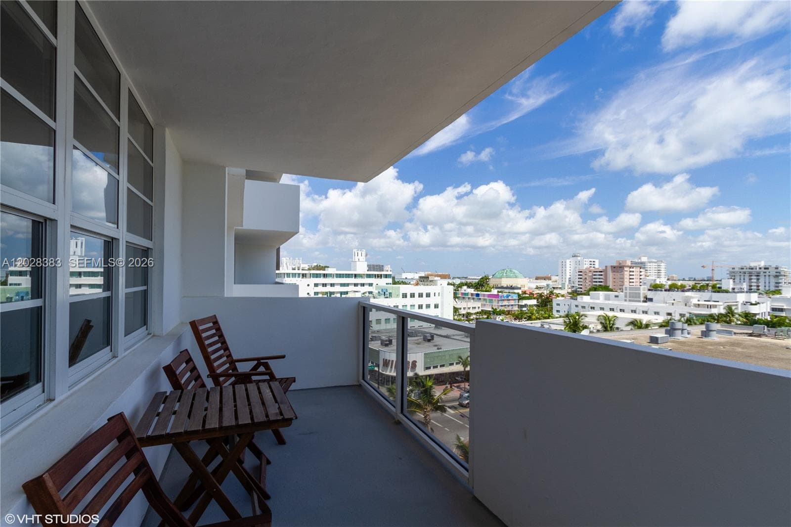 A12028383 — Miami Beach — 22