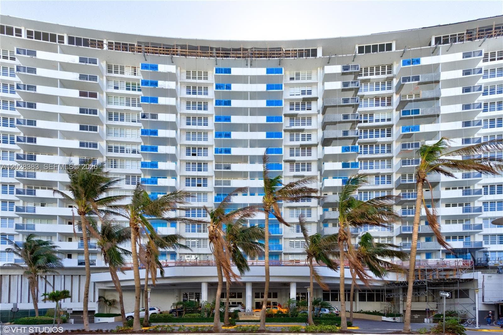 A12028383 — Miami Beach